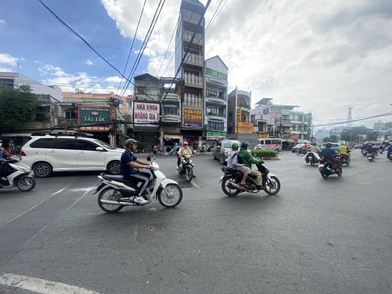 Nhà mặt tiền Tùng Thiện Vương, Quận 8 - 65m² giá 16,5 tỷ - Kinh doanh đỉnh cao!