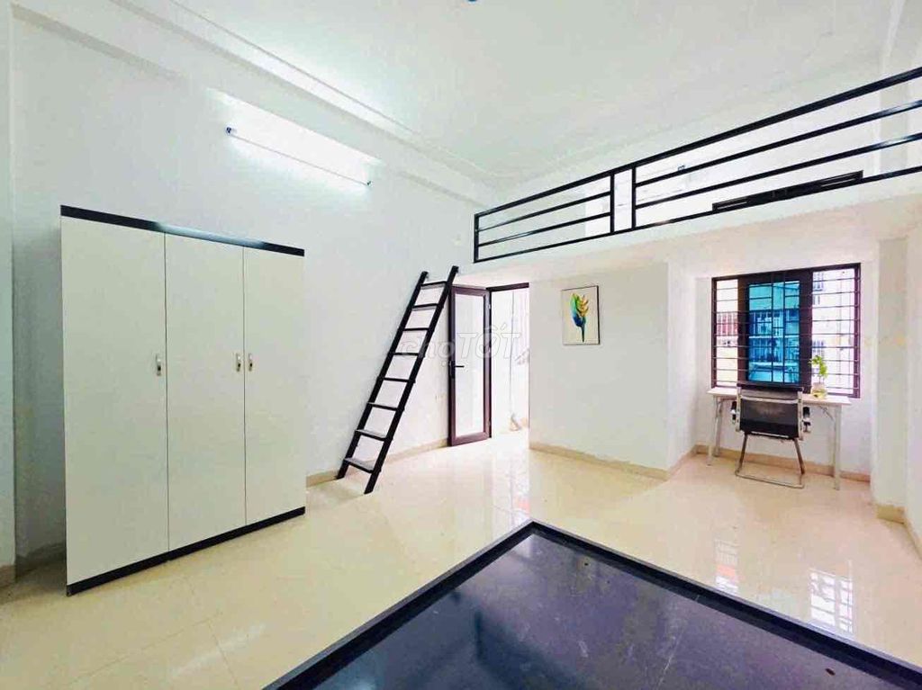 Phòng cho thuê tại Vòng xoay Lăng Cha Cả, Tân Bình 30m² chỉ 4.2 triệu - Nhà mới xây, đầy đủ tiện nghi!