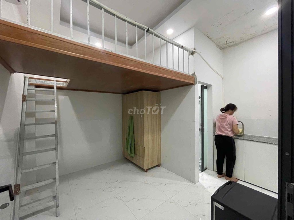 Phòng cho thuê tại Hòa Bình, Quận Tân Phú 26m² chỉ 2.7 triệu - An ninh, sạch sẽ, máy lạnh