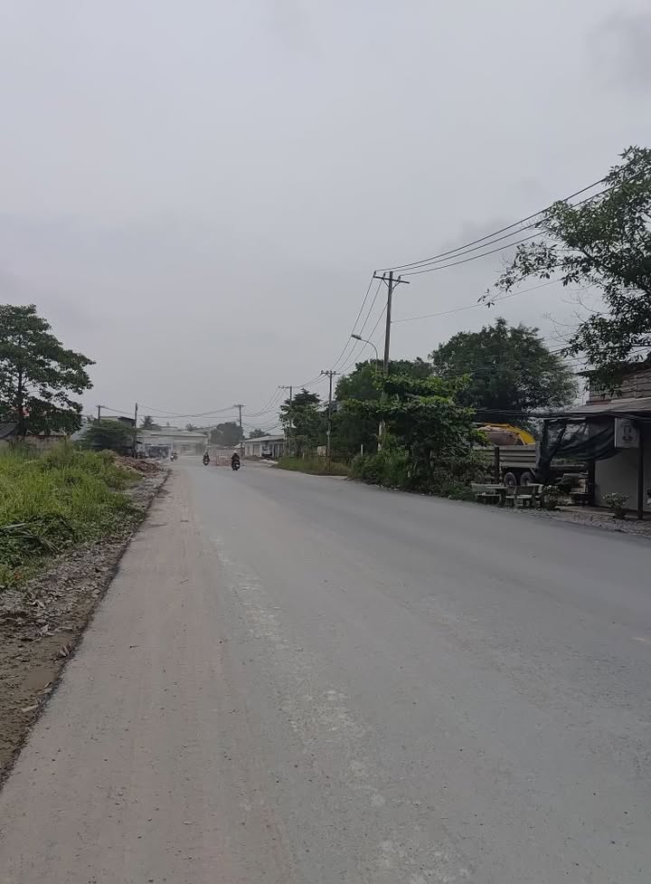 Dãy trọ cho thuê đường Lò Lu, Thủ Đức 144m² giá 8.2 tỷ - Đầu tư sinh lời ngay!