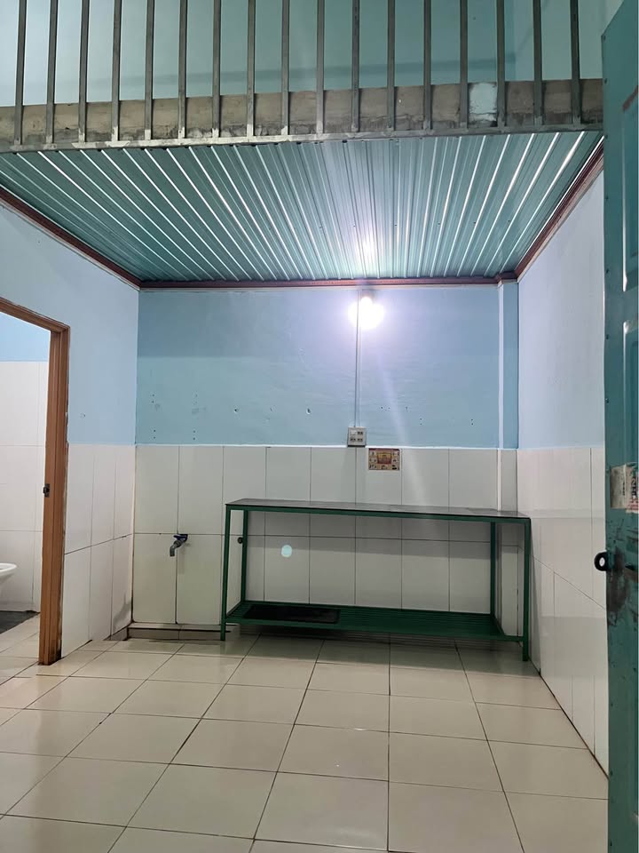 Phòng trọ tại 115 Lê A, Bình Lộc, Long Khánh - Giá chỉ 1.3 triệu/tháng