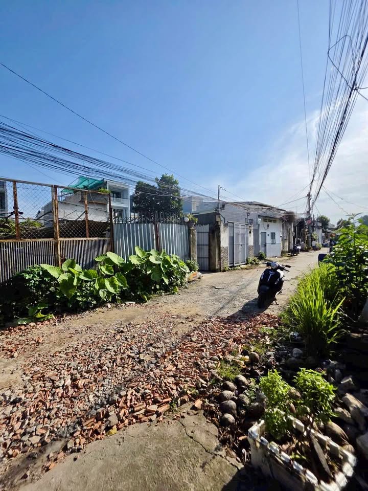 Đất nền Long Phước Thủ Đức 117m² chỉ 4.5 tỷ - Cơ hội đầu tư tuyệt vời!