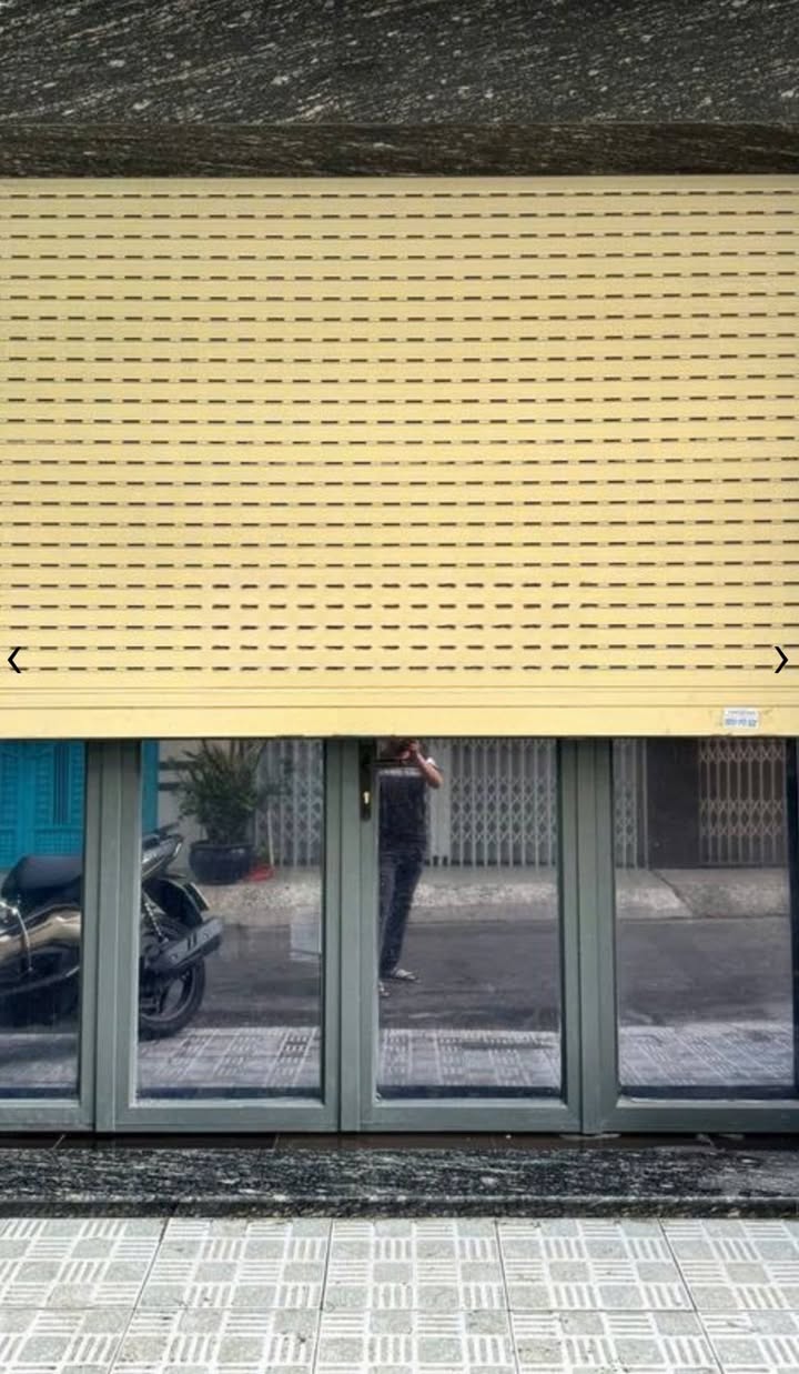 Nhà phố Phan Văn Trị, Bình Thạnh 72m² - Hẻm xe hơi, sân thượng rộng rãi!