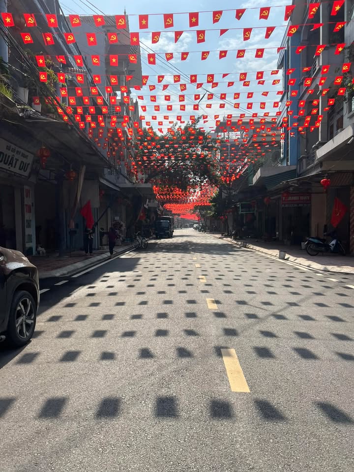 Đất Vạn Điểm 105m² giá 7.35 tỷ - Kinh doanh đắc địa, ô tô đỗ cửa!