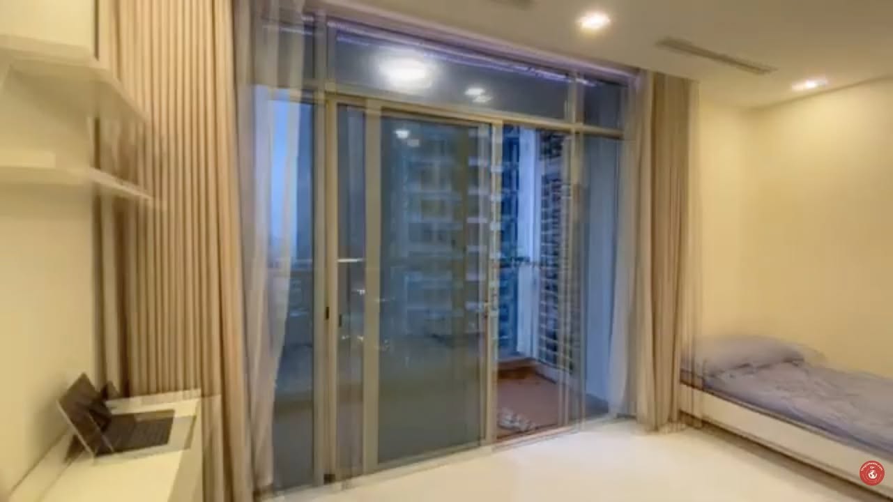 Căn hộ Studio Vinhomes Central Park 38m² giá 6 tỷ - Full nội thất sang trọng!