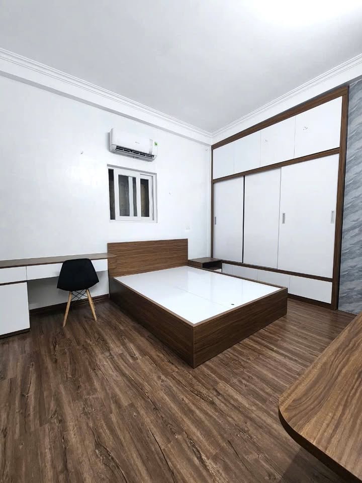 Phòng trọ tại Ngõ 75 Vĩnh Phúc, Ba Đình - Full nội thất, sẵn sàng vào ở!