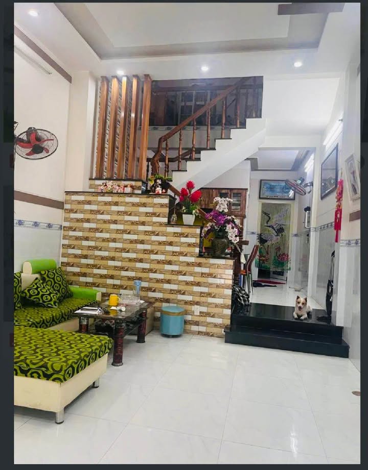 Nhà 3 tầng Lê Thanh Nghị, 62.5m² giá 3 tỷ - Nội thất đầy đủ, ở ngay!