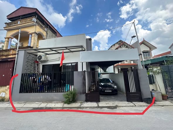 Nhà riêng Văn Giang 99m² giá 6 tỷ - Hàng hiếm, ô tô đỗ cửa!