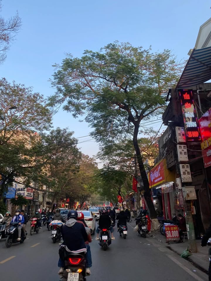 Nhà mặt tiền đường Lam Sơn Lê Chân 85.8m² giá 10.5 tỷ - Thích hợp vừa ở vừa kinh doanh!