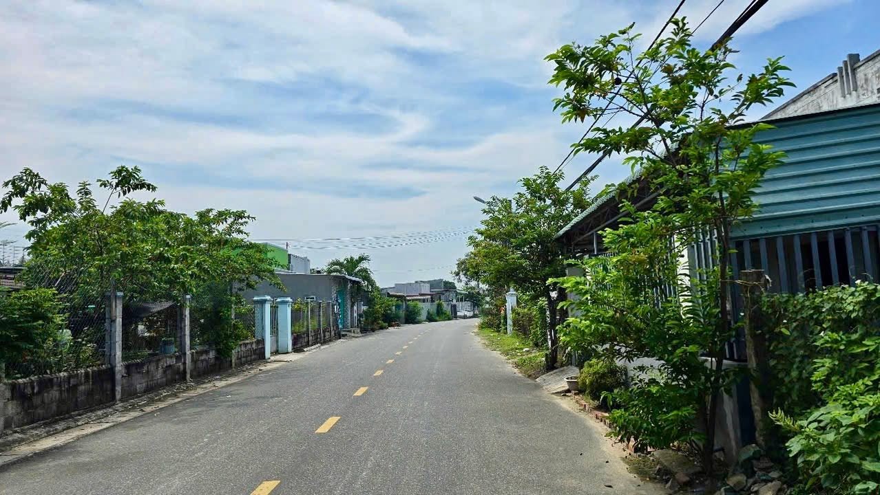 Đất thổ cư mặt tiền đường Đại Nẫm, Phan Thiết 98m² giá 1.7 tỷ - Cơ hội đầu tư hấp dẫn!