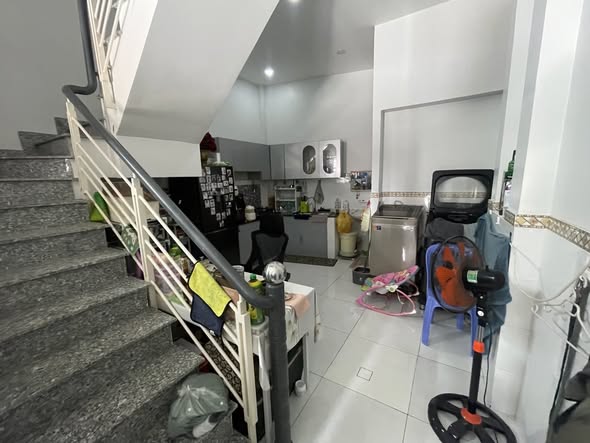 Nhà phố Trung Mỹ Tây quận 12 40m² giá 4.7 tỷ - Đầu tư sinh lời ngay!