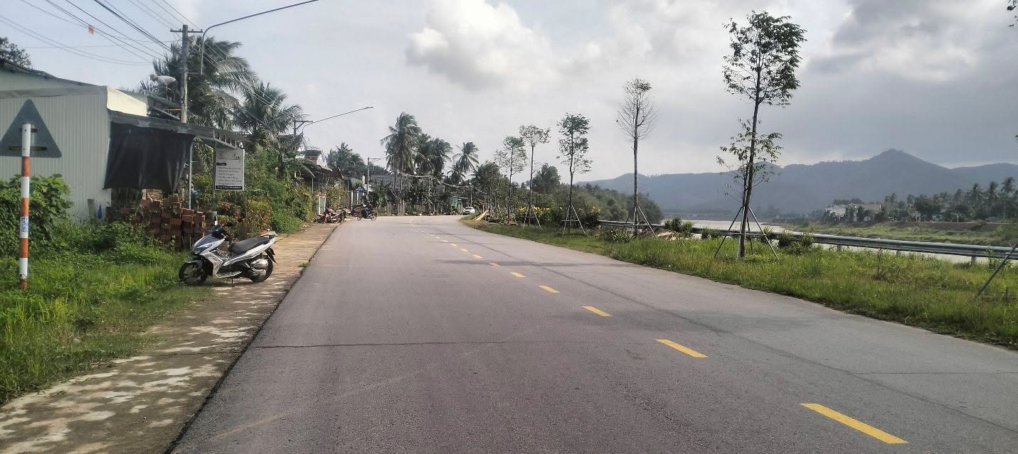 Đất mặt tiền Phú Văn, Hoài Ân 122m² giá 900 triệu - View sông tuyệt đẹp!