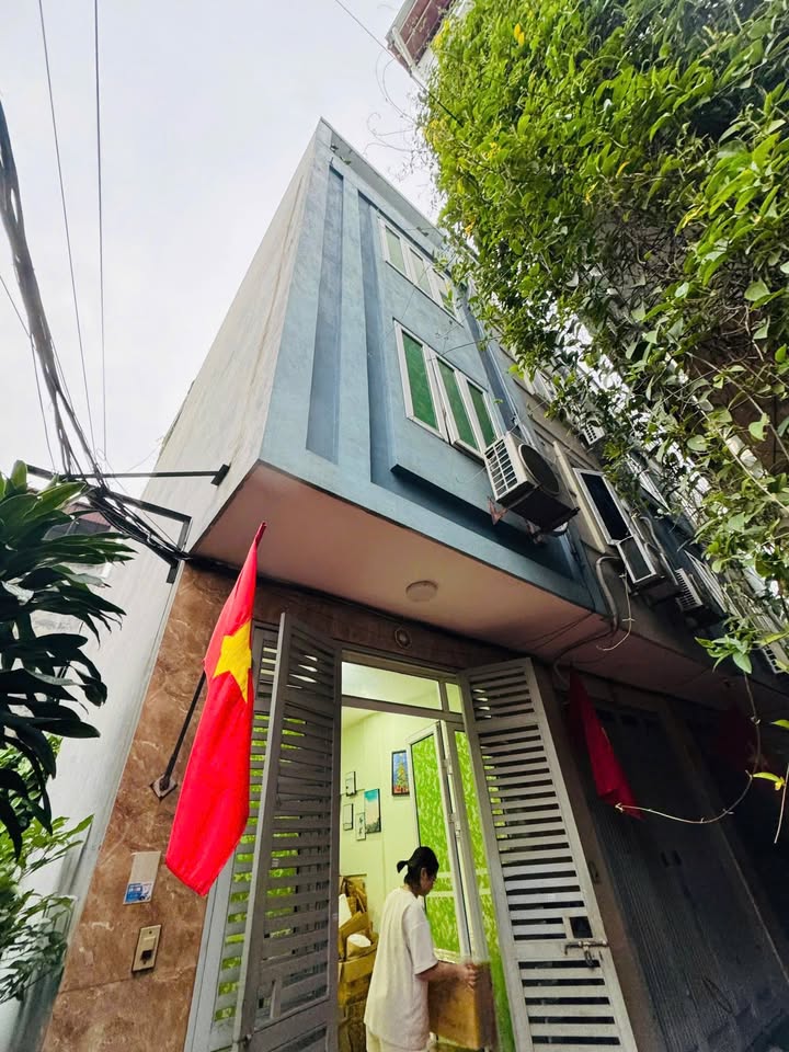 Nhà phố Cầu Diễn 36m² giá 7.95 tỷ - Ô tô đỗ cửa, kinh doanh thuận lợi!