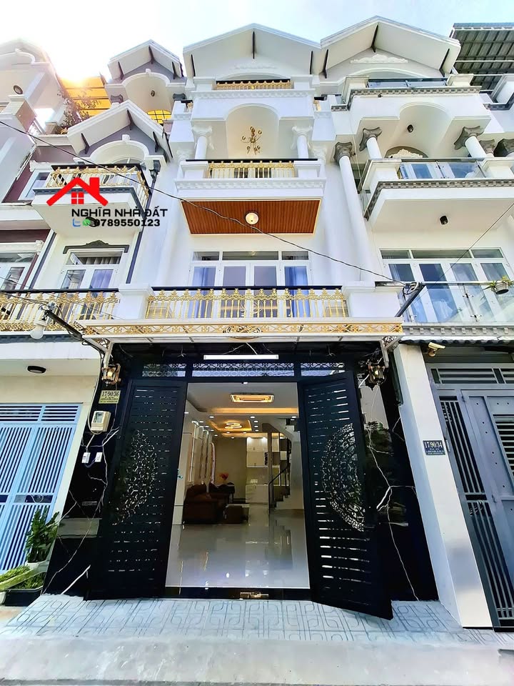 Nhà phố 1979 Huỳnh Tấn Phát, Nhà Bè 59.8m² giá 8.5 tỷ - Đậu xe hơi trong nhà!