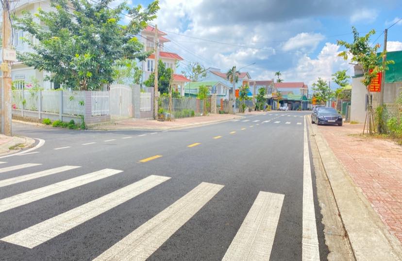 Nhà đẹp mặt tiền Tây Sơn P2 Bảo Lộc 240m² giá 6.5 tỷ - Đầu tư sinh lời tuyệt vời!