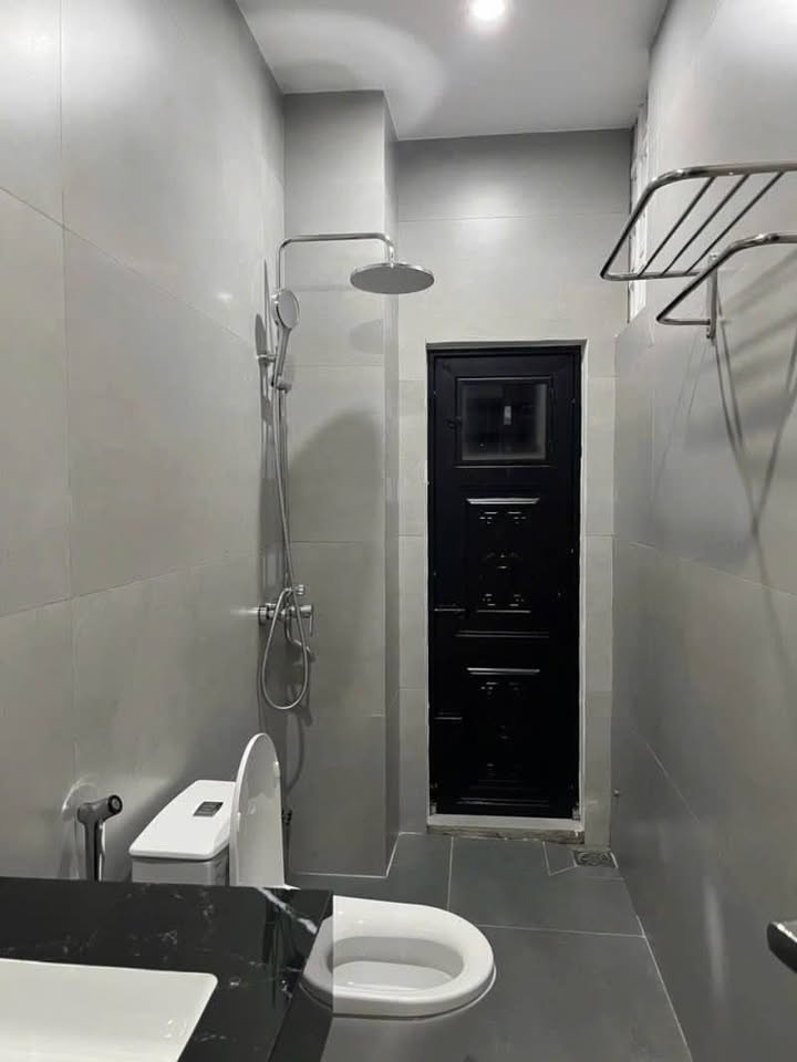 Nhà 3 tầng mới Nguyễn Chích, Hòa Minh 82.5m² giá 7.9 tỷ - Full nội thất, vào ở ngay!