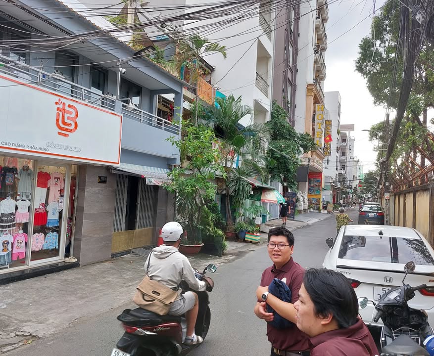 Nhà hẻm xe hơi Cao Thắng, Quận 10, 66m² giá 5 tỷ - Sổ hồng chính chủ, không lộ giới!