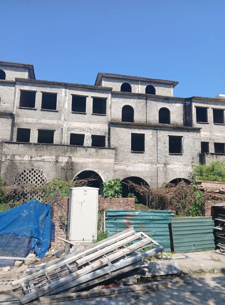 Biệt thự liền kề Nam An Khánh 278m² giá 12 tỷ - Sổ đỏ chính chủ sang tên ngay!