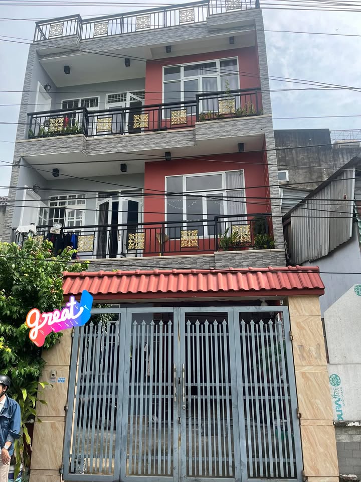 Nhà phố 4 tầng HXH Đông Minh, Dĩ An 105m² giá 5.5 tỷ - Tiềm năng đầu tư mạnh mẽ!