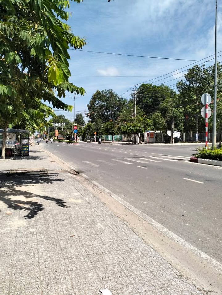 Đất nền mặt tiền đường Nguyễn Chí Thanh, Tân Biên 840m² - Cơ hội đầu tư kinh doanh tốt!