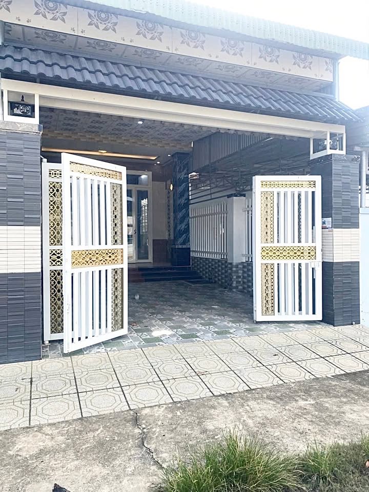 Nhà mới 100% tại Ninh Đức, Tây Ninh 100m² giá 1.95 tỷ - Sẵn sàng vào ở ngay!