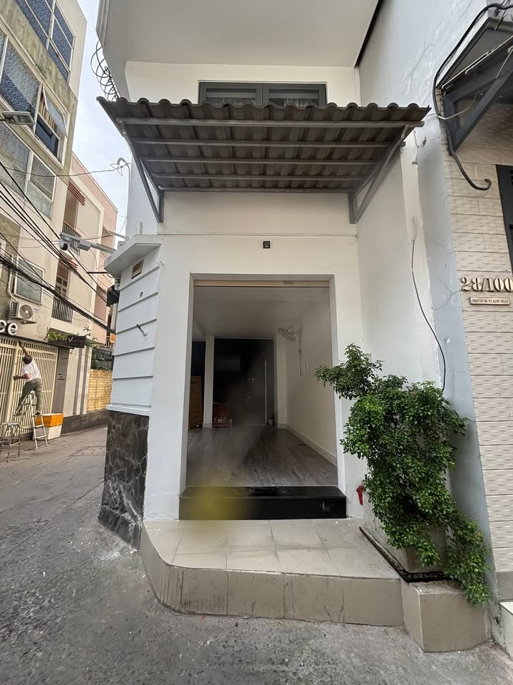 Cho thuê mặt bằng Phan Xích Long, Phú Nhuận 6 triệu - Khu vực đông đúc, thuận tiện kinh doanh!