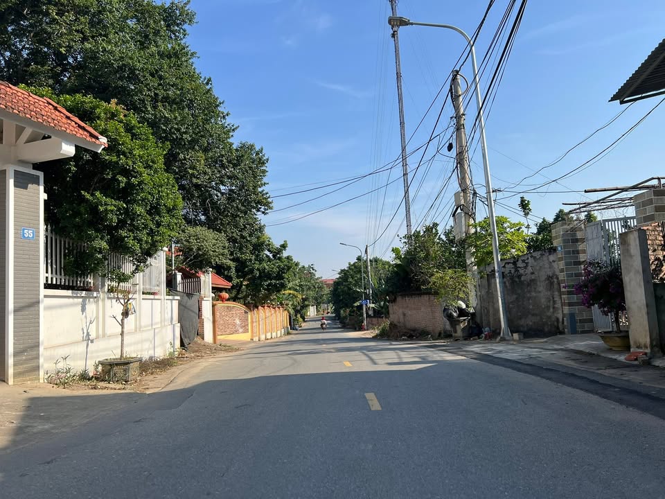 Đất thổ cư Hạ Bằng 100m² giá 4 tỷ - Tiềm năng phát triển mạnh!