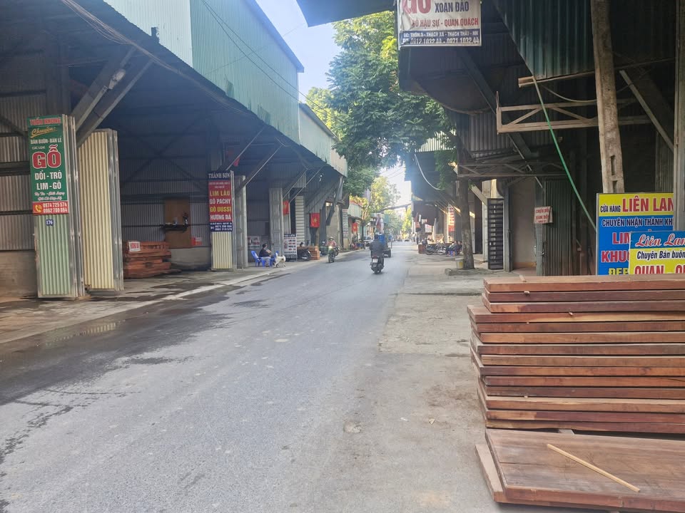 Lô đất kinh doanh Tây Phương Thạch Thất 150m² - Vị trí phát triển tiềm năng!