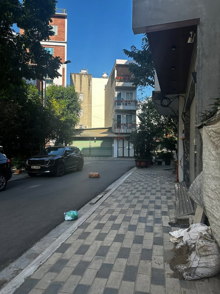 Đất phân lô 75m² Phố Bùi Trang Chước - Sổ đỏ chính chủ, giá 27 tỷ - Đầu tư sinh lời ngay!