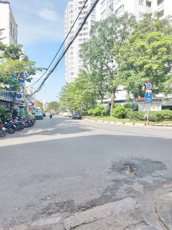 Căn hộ Chung cư Him Lam Quận 6 40m² giá 8.8 tỷ - Sổ hồng chính chủ, gần trường học!