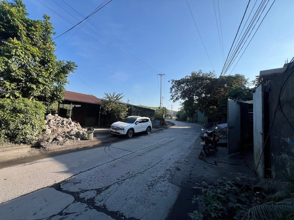 Nhà phố Mông Dương 279m² giá chỉ 690 triệu - Gần chợ, sẵn sàng vào ở ngay!