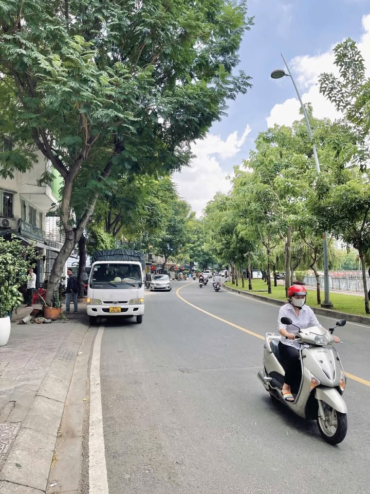 Nhà riêng quận 3 Lý Chính Thắng 38m² giá 5.2 tỷ - Hẻm yên tĩnh, dân trí cao!