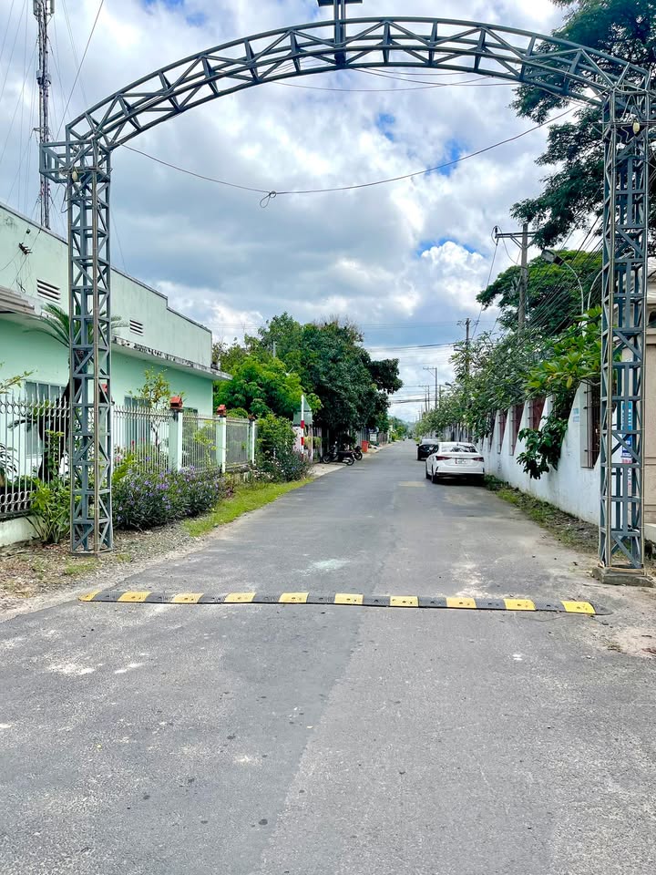 Nhà đất Tân Phước, Phú Mỹ 320m² giá 5.4 tỷ - Vị trí đắc địa, phát triển mạnh!