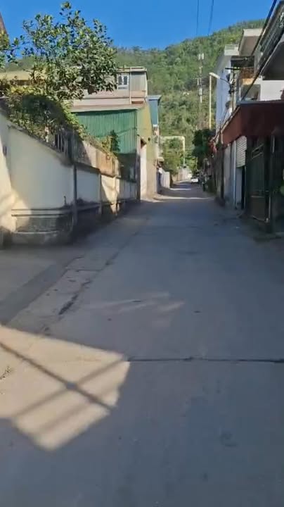 Đất nền Cẩm Thủy 100m² giá 1 tỷ - Hướng Đông, ô tô đỗ cửa