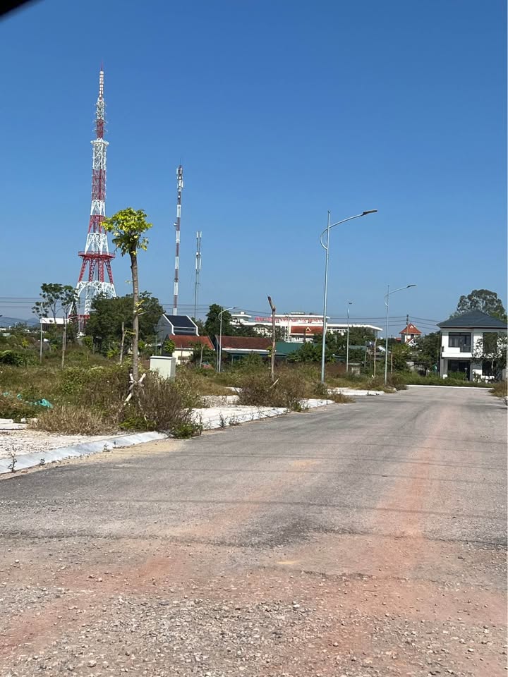 Đất nền Ninh Dương Móng Cái 113m² giá 1.1 tỷ - Cơ hội đầu tư hiếm có!