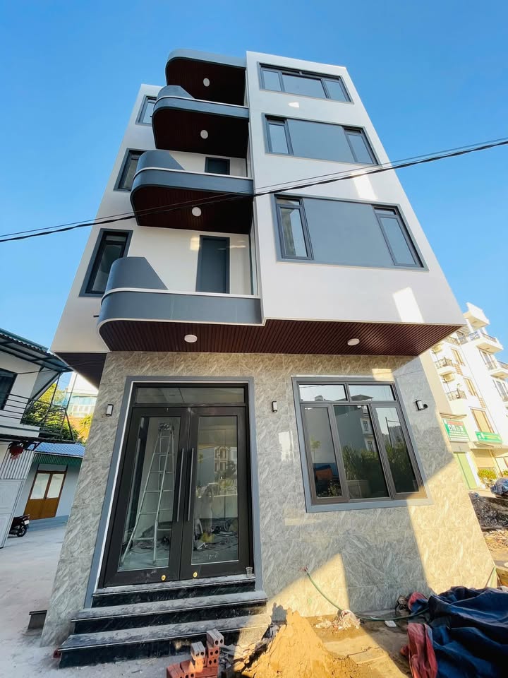 Nhà phố 4 tầng tại Lideco Cao Thắng 64m² giá 6 tỷ - Thiết kế hiện đại, tiện nghi!