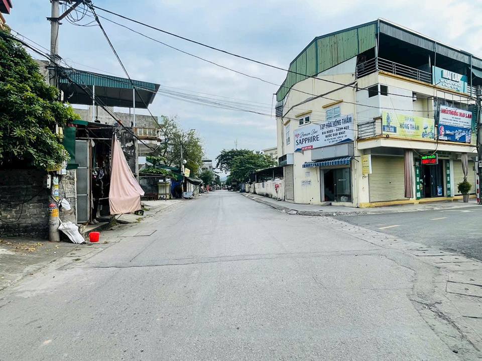 Đất mặt đường Nam Khê - Uông Bí 185m² giá 2.2 tỷ - Vị trí kinh doanh lý tưởng!