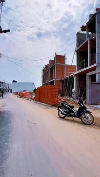 Nhà phố Cần Đước 150m² giá 3.1 tỷ - Bàn giao hoàn thiện ngay!