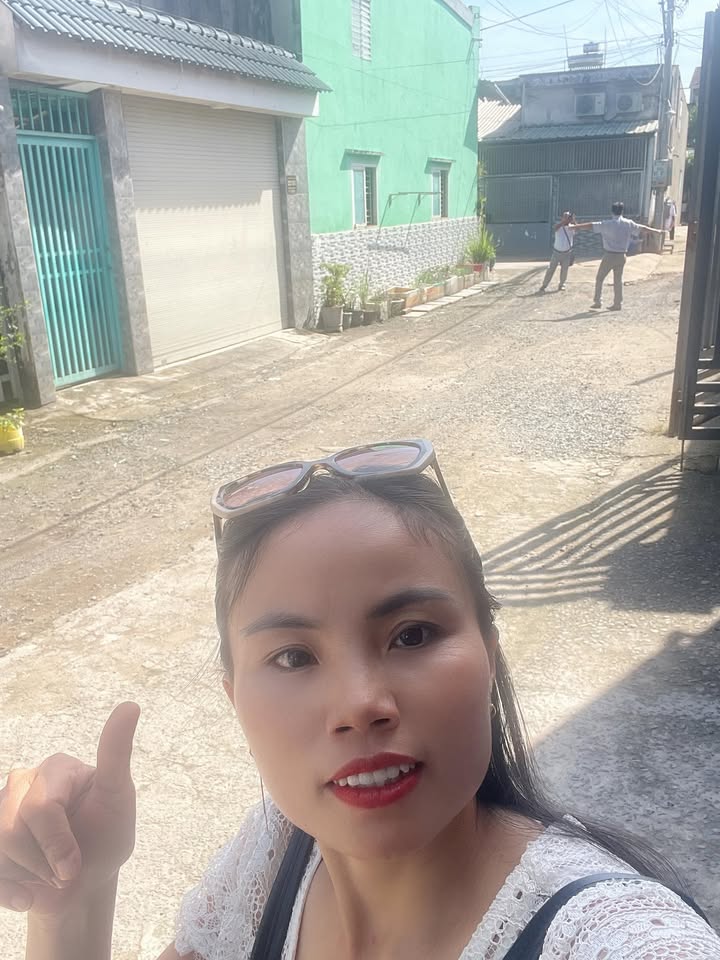 Nhà giá rẻ Tân Bình, Dĩ An 115m² chỉ 4.4 tỷ - An ninh, tiện nghi đầy đủ!