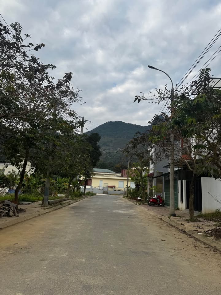 Đất nền Khu đô thị Quang Trung Hà Giang 90m² giá chỉ 1 tỷ - Vị trí đắc địa, đầu tư sinh lời!