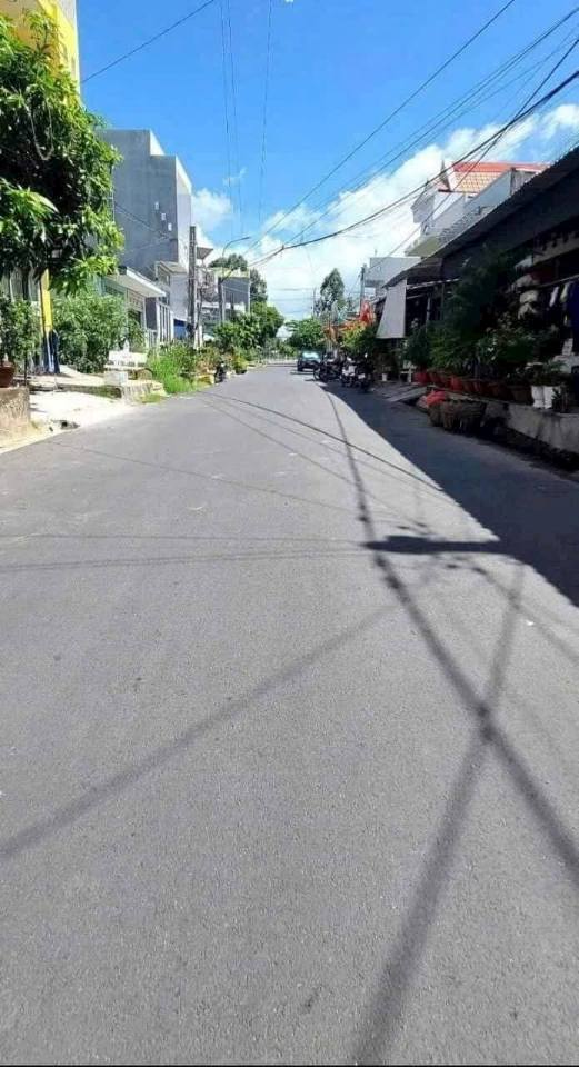 Nhà phố đường Cao Thắng, phường 3, TP Vị Thanh 64m² giá 1.65 tỷ - Giảm giá sâu bán gấp!