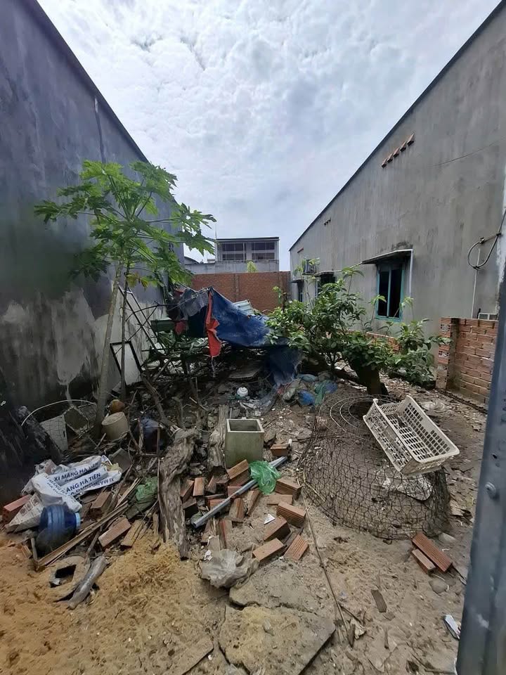 Đất thổ cư chợ Đông Thạnh 75m² giá 2.45 tỷ - Sổ hồng riêng chính chủ!