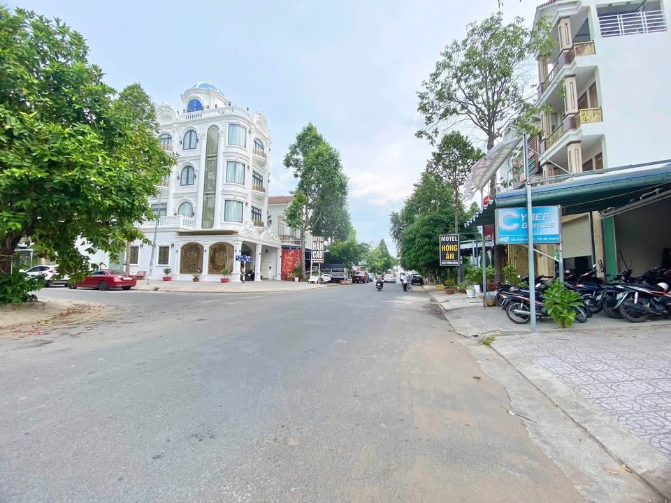 Đất nền góc KDC Hồng Phát Cần Thơ 171.2m² giá 12 tỷ - Sổ hồng chính chủ