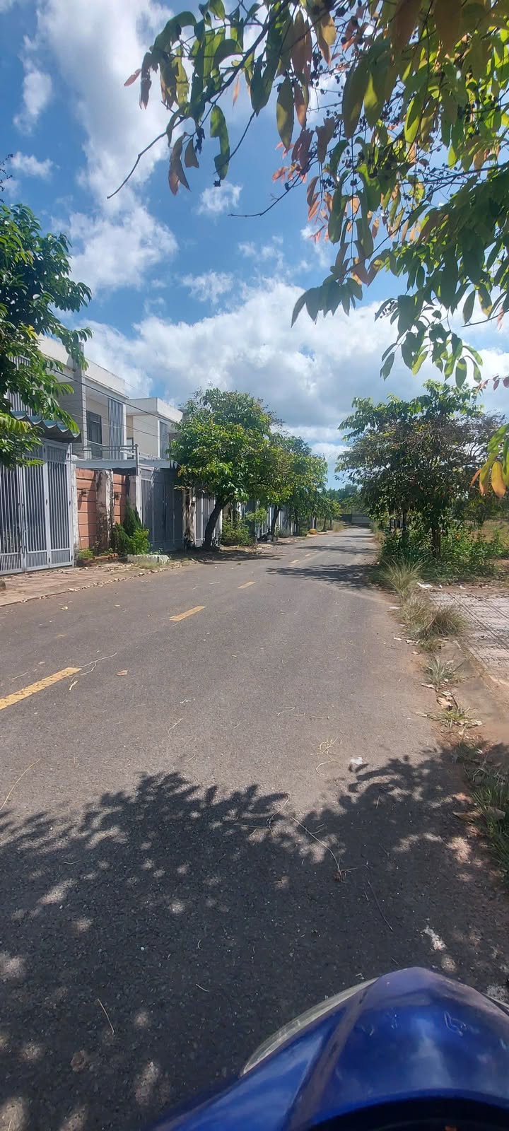 Nhà lầu 3 phòng ngủ tại Tân Phước, Đồng Phú 132m² giá 1 tỷ - Gần chợ, tiện ích đầy đủ!