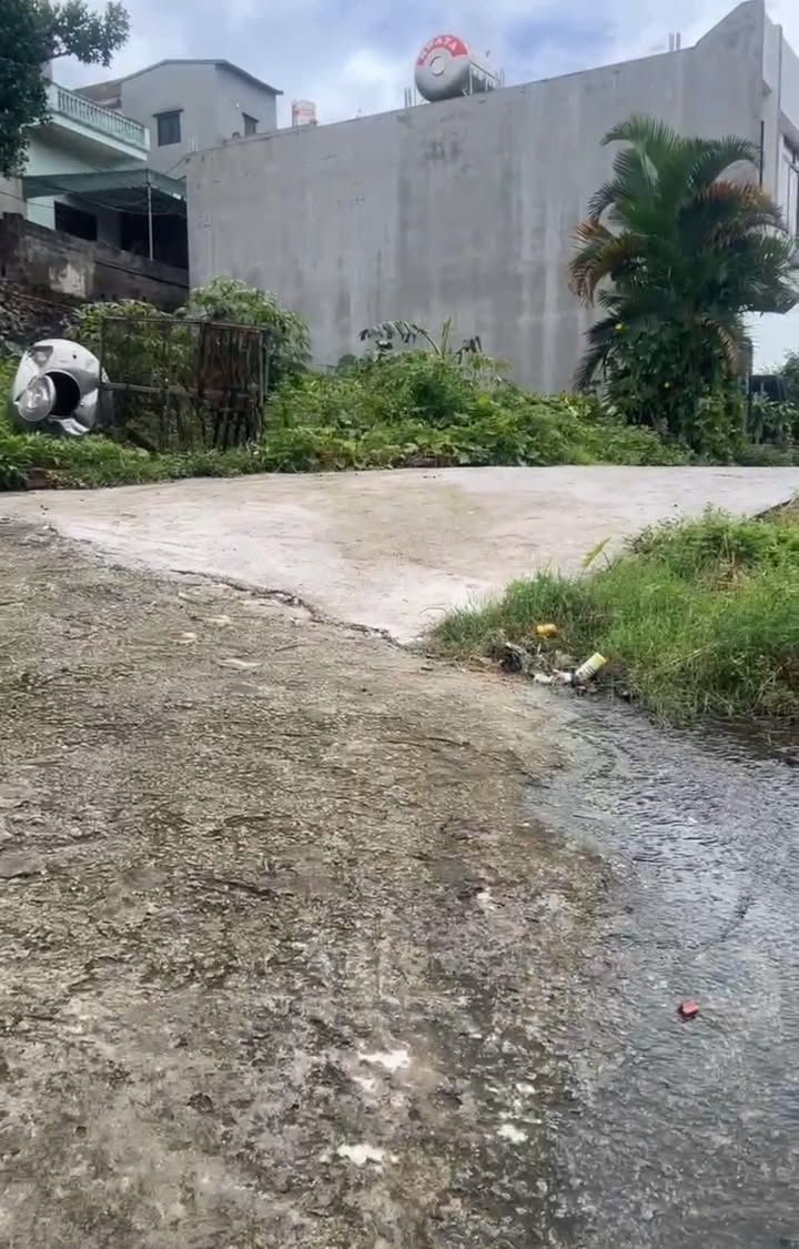 Đất nền Hà Lầm Hạ Long 126m² giá chỉ 1 tỷ - Sổ hồng chính chủ!