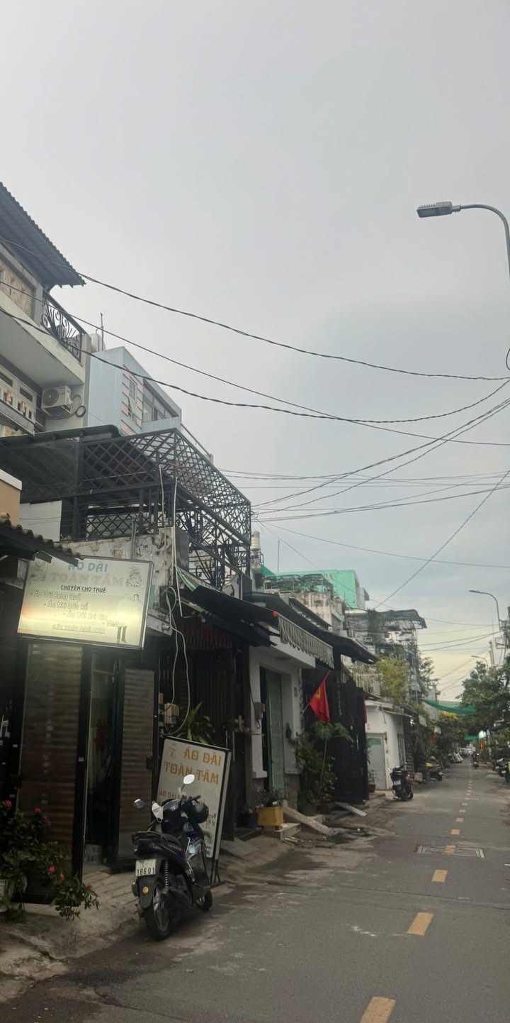 Đất Lúa sổ hồng riêng mặt tiền đường Lê Văn Quới 52m² giá 1.3 tỷ - Cơ hội đầu tư sinh lời!