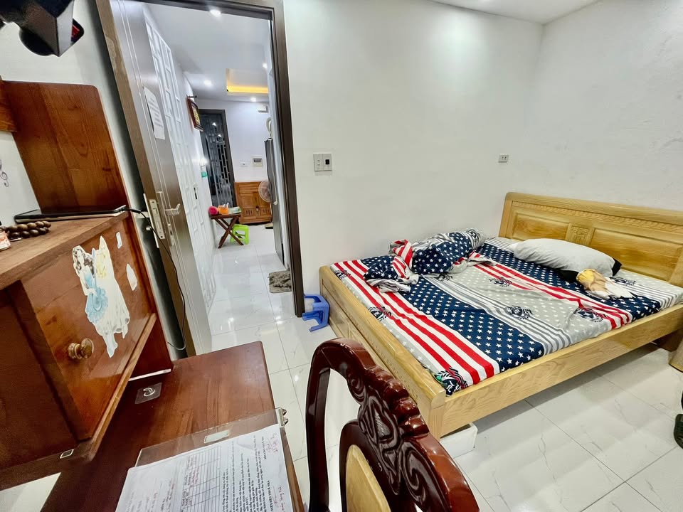 Căn hộ 1 phòng ngủ tại Lê Hữu Trác, 30m² chỉ 5 triệu - Ban công thoáng mát!