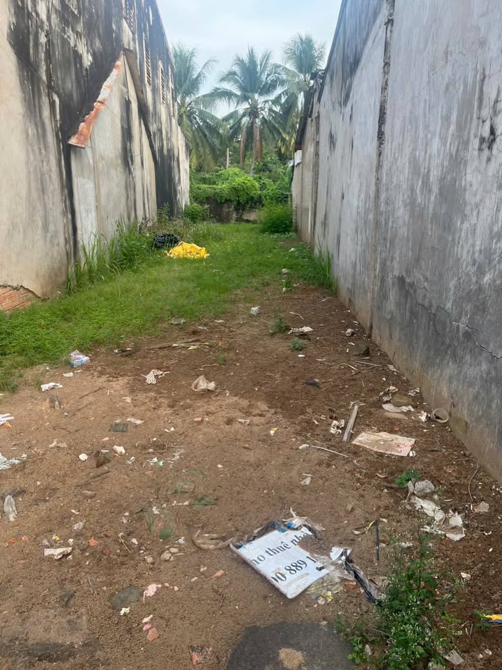 Đất Mặt Tiền Quốc Lộ 60, Châu Thành, Bến Tre - 100m² giá chỉ 1.1 tỷ - Kinh doanh sầm uất!