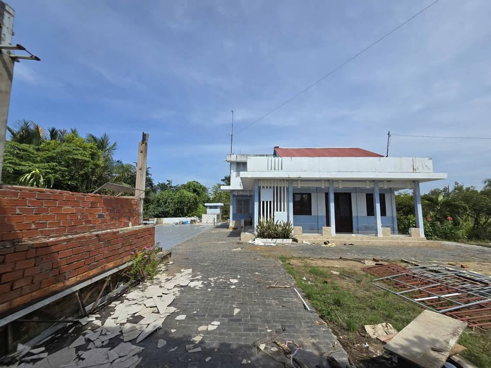 Đất thổ cư 300m² mặt tiền Quốc Lộ xã Vĩnh Bình 2388m² giá 9.5 tỷ - Đầu tư sinh lời hấp dẫn!