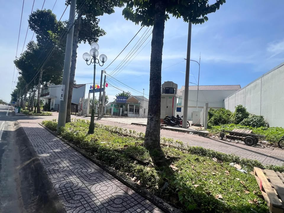 Bán đất nền mặt tiền đường Võ Văn Kiệt, Vĩnh Long 240m² - Cơ hội đầu tư tuyệt vời!